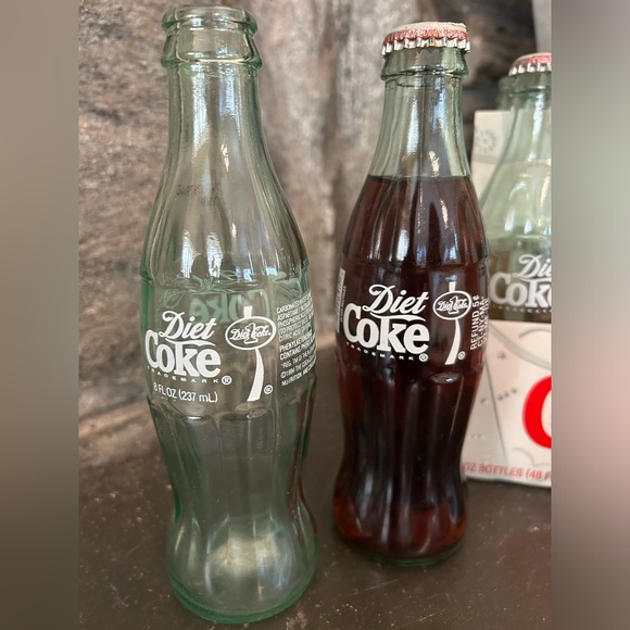 Glass bottles Diet Coke - Picture 2 of 2